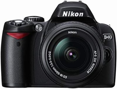 Nikon D40 6.1MP Digital SLR Camera Kit with 18-55mm f/3.5-5.6G